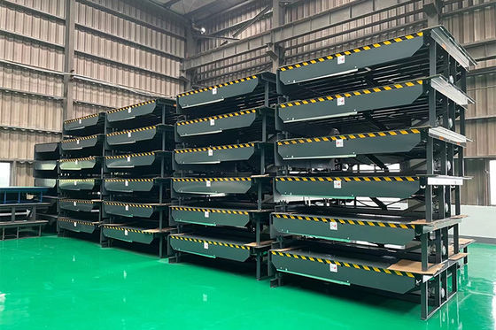 8 mm de espesor Niveladores industriales de muelles exteriores 25000-40000 LBS Capacidad